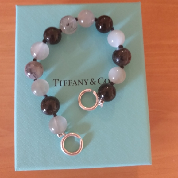 Tiffany and Co Onyx and Moon stone bracelet. - Picture 4 of 4